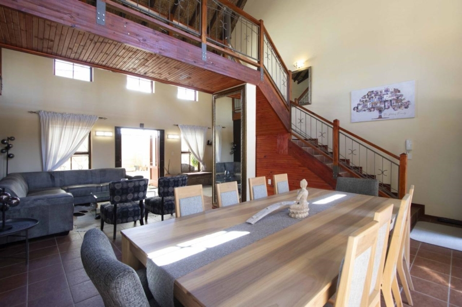 To Let 5 Bedroom Property for Rent in Parklands Western Cape